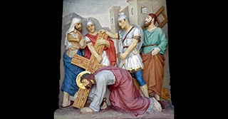 Jesus fällt zum zweiten Mal unter dem Kreuz 