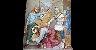 Jesus fällt zum ersten Mal unter dem Kreuz 